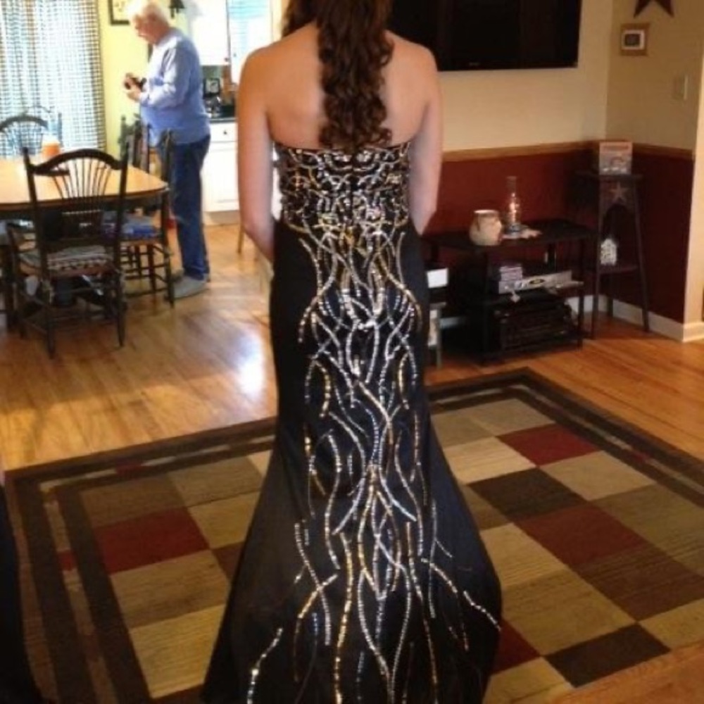 PROM PAGEANT OR FORMAL OCCASION